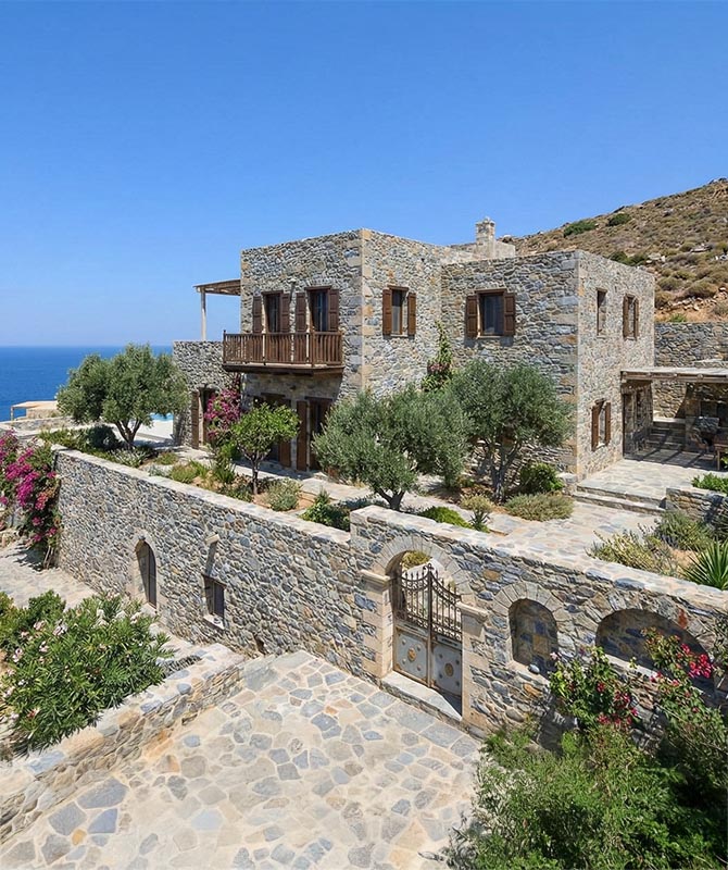 greek-house-stone