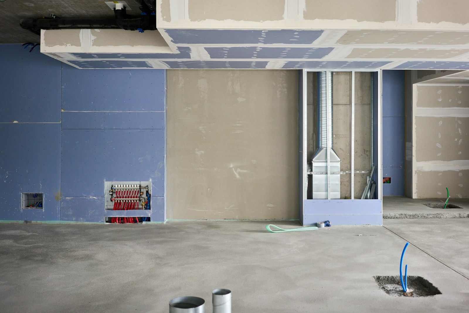 Trockenbau schafft neue Strukturen, ohne den Altbau komplett umzubauen.