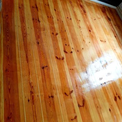 Holzboden aufarbeiten Schritt für Schritt